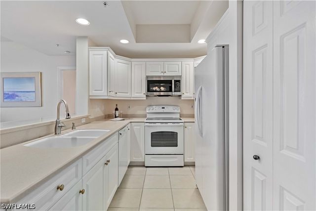 1001 Arbor Lake DR 1406, Naples, FL 34110