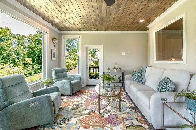 3734 Cresswind SW Parkway, Gainesville, GA 30504