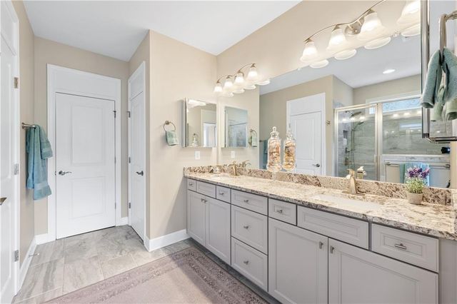 3734 Cresswind SW Parkway, Gainesville, GA 30504