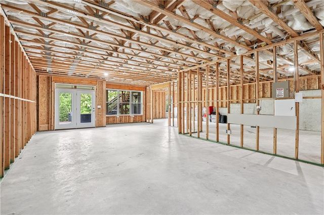 3734 Cresswind SW Parkway, Gainesville, GA 30504