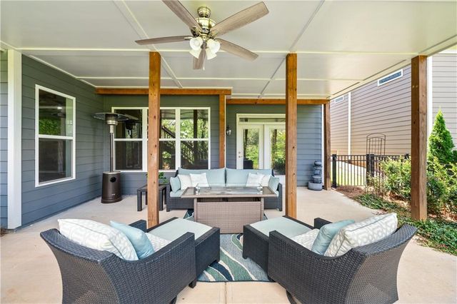 3734 Cresswind SW Parkway, Gainesville, GA 30504