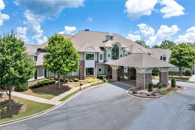3734 Cresswind SW Parkway, Gainesville, GA 30504