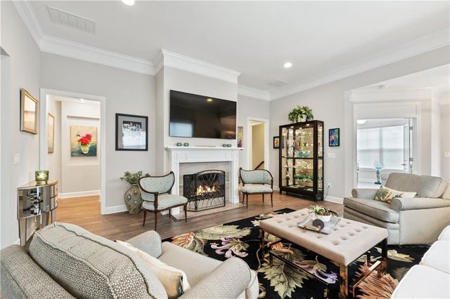 3734 Cresswind SW Parkway, Gainesville, GA 30504