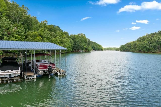 3734 Cresswind SW Parkway, Gainesville, GA 30504