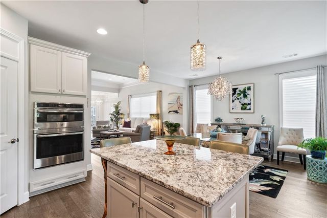 3734 Cresswind SW Parkway, Gainesville, GA 30504