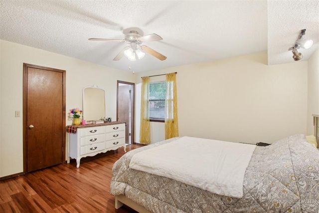 7824 NW 102nd Street, Oklahoma City, OK 73162