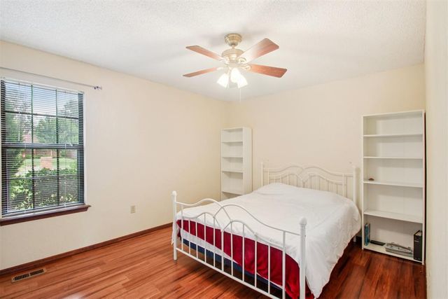 7824 NW 102nd Street, Oklahoma City, OK 73162