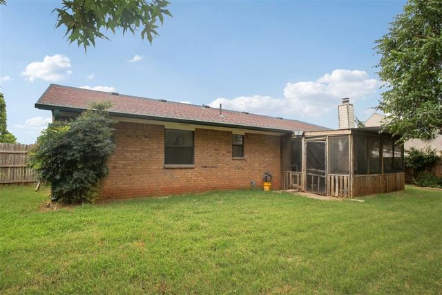 7824 NW 102nd Street, Oklahoma City, OK 73162