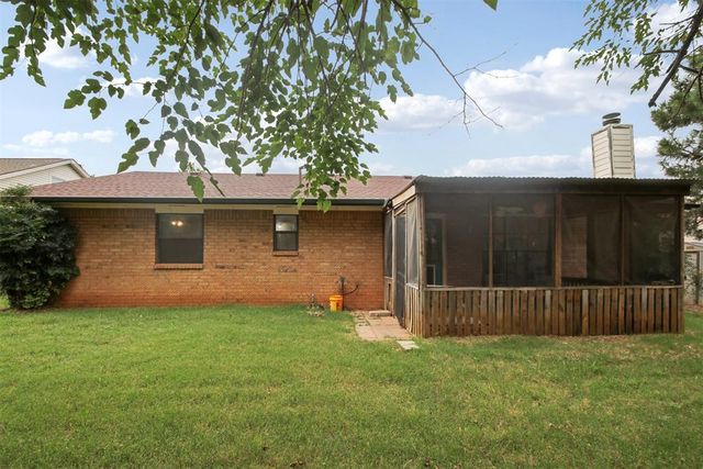 7824 NW 102nd Street, Oklahoma City, OK 73162