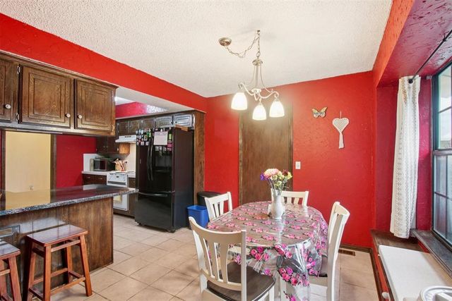 7824 NW 102nd Street, Oklahoma City, OK 73162