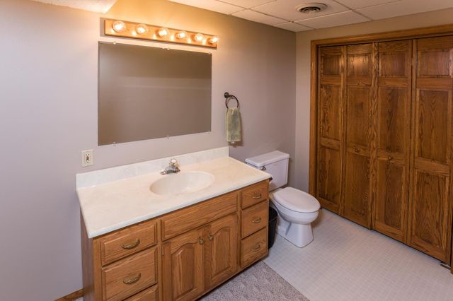 9077 82nd Avenue NE, Spicer, MN 56288