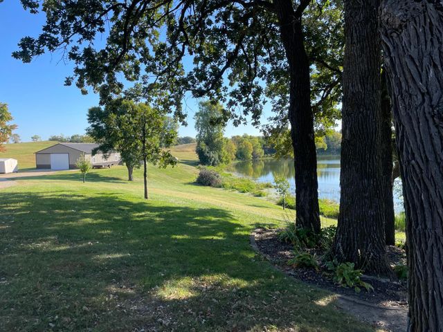 9077 82nd Avenue NE, Spicer, MN 56288