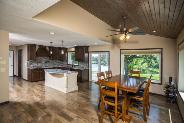 9077 82nd Avenue NE, Spicer, MN 56288