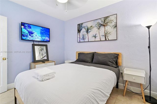 5841 SW 58th Ter 0, South Miami, FL 33143