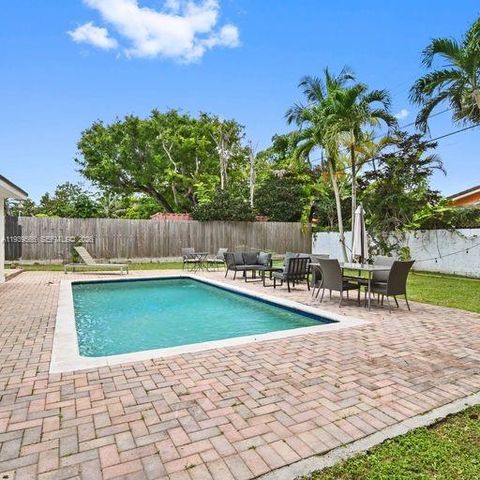 5841 SW 58th Ter 0, South Miami, FL 33143
