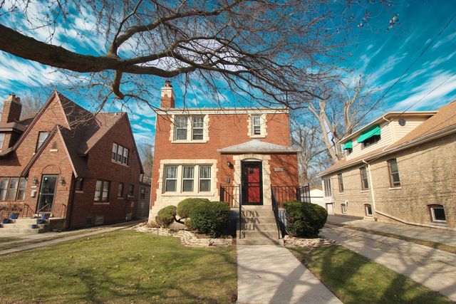 2258 W 115th Street, Chicago, IL 60643