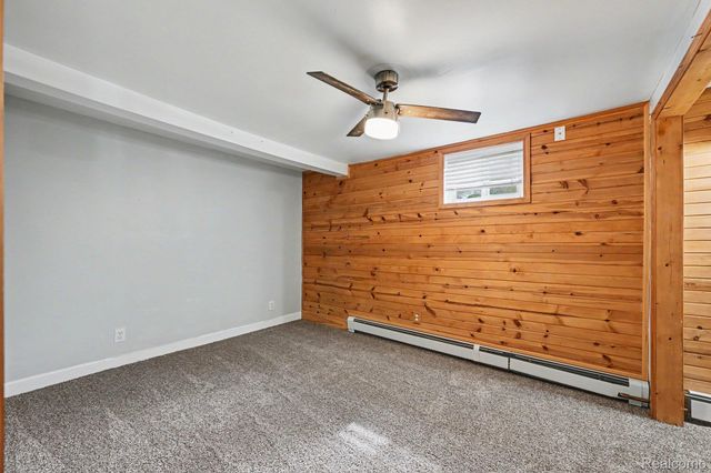 3566 Lotus Drive, Waterford Charter Township, MI 48329