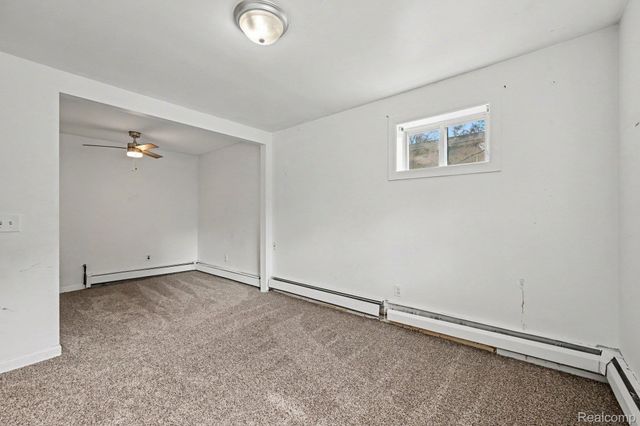 3566 Lotus Drive, Waterford Charter Township, MI 48329