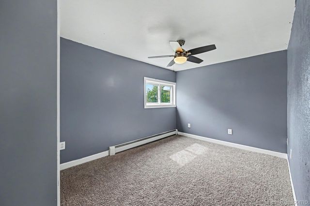3566 Lotus Drive, Waterford Charter Township, MI 48329
