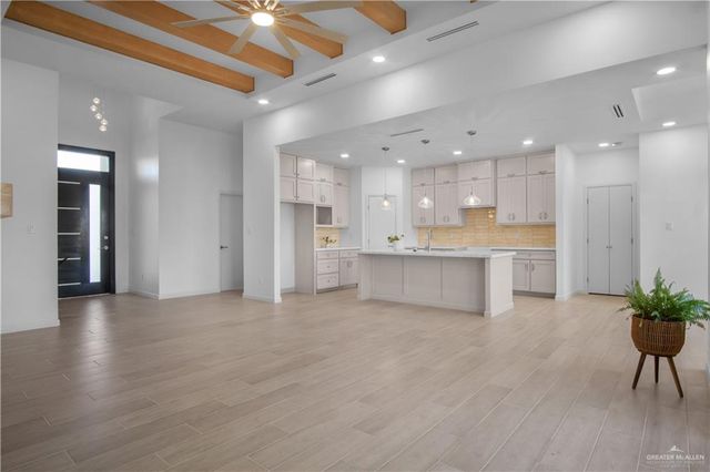 2107 E Weston Street, Edinburg, TX 78542