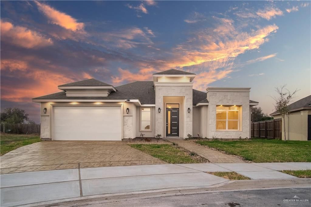 2107 E Weston Street, Edinburg, TX 78542