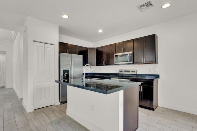 4008 Sequoia Place, Riviera Beach, FL 33410
