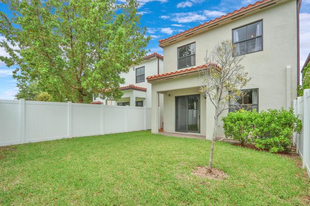 4008 Sequoia Place, Riviera Beach, FL 33410