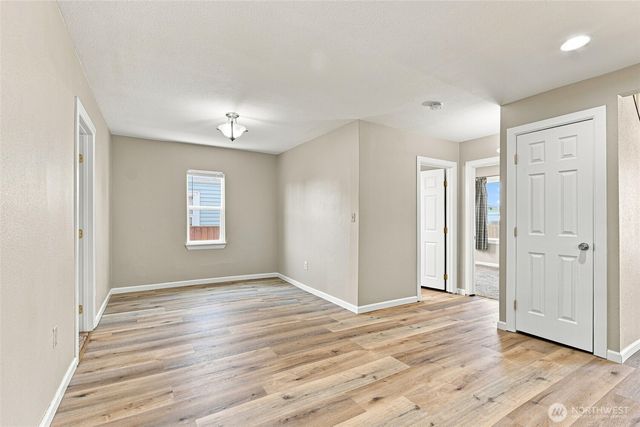 1016 E 61st Street, Tacoma, WA 98404
