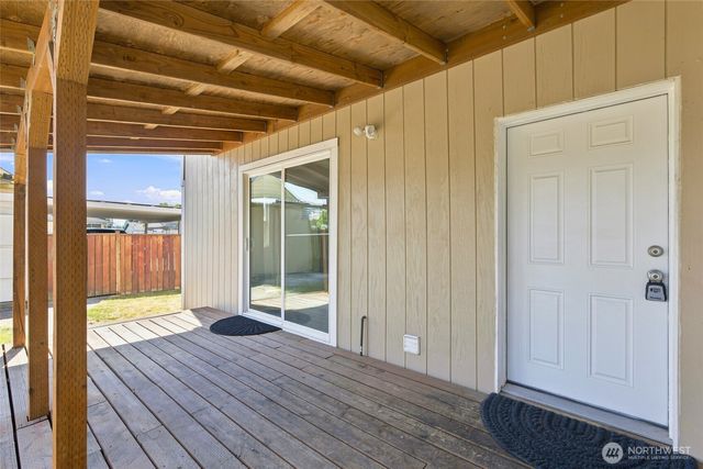 1016 E 61st Street, Tacoma, WA 98404