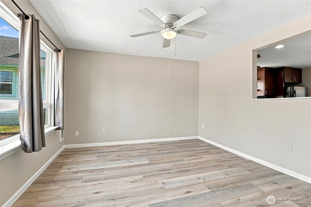 1016 E 61st Street, Tacoma, WA 98404