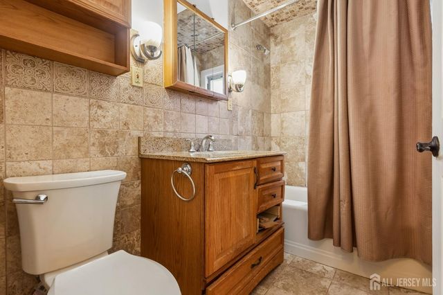 189 Bloomfield Avenue, Iselin, NJ 08830