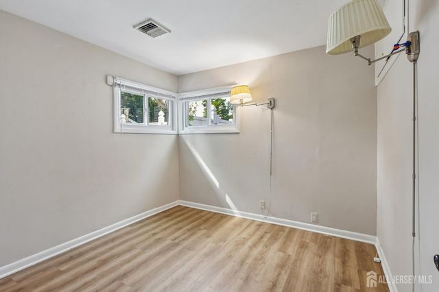 189 Bloomfield Avenue, Iselin, NJ 08830