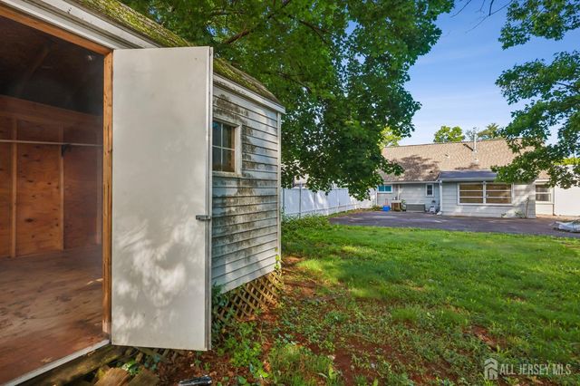 189 Bloomfield Avenue, Iselin, NJ 08830