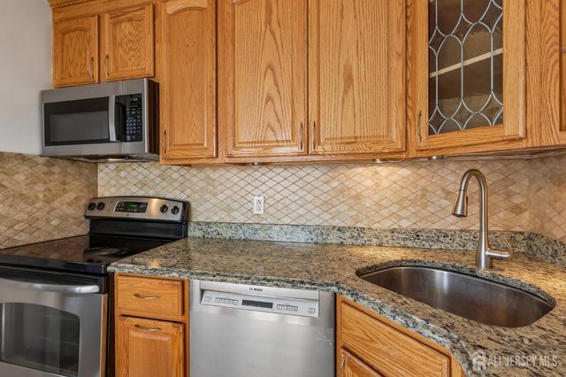 189 Bloomfield Avenue, Iselin, NJ 08830
