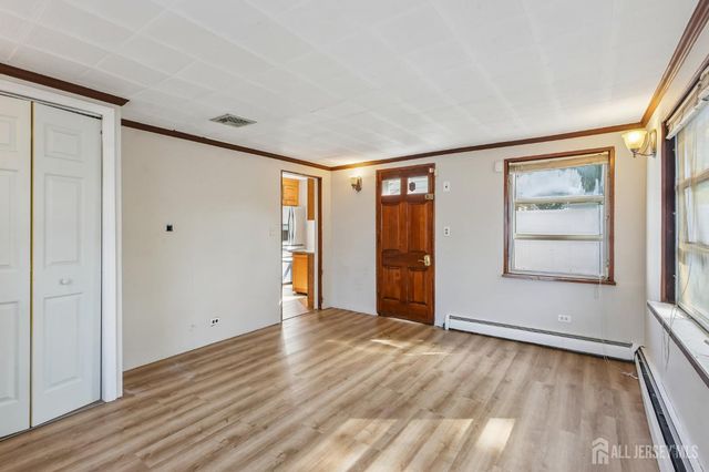 189 Bloomfield Avenue, Iselin, NJ 08830