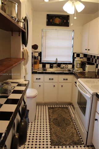 5300 Washington Street H134, Hollywood, FL 33021