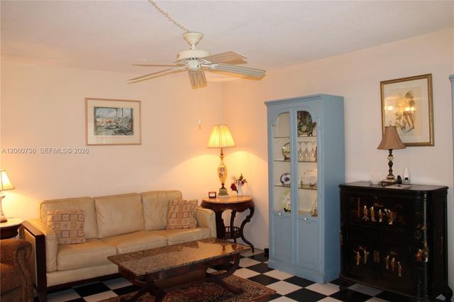 5300 Washington Street H134, Hollywood, FL 33021