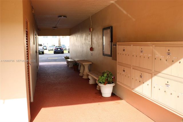 5300 Washington Street H134, Hollywood, FL 33021