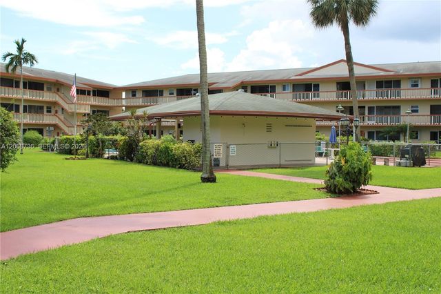 5300 Washington Street H134, Hollywood, FL 33021