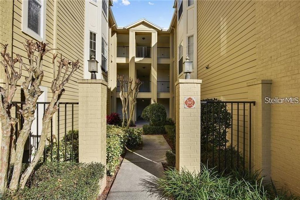 413 SUMMIT RIDGE PLACE 111, Longwood, FL 32779