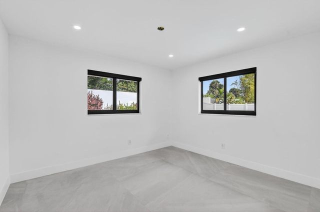 20833 Sonrisa Way, Boca Raton, FL 33433