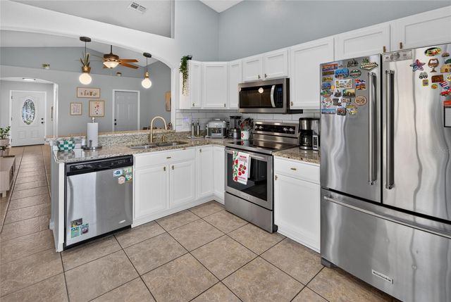 2958 COOL BREEZE CIRCLE, St Cloud, FL 34769