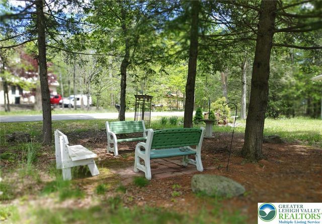 105 Tulip Trail, Tobyhanna Twp, PA 18466