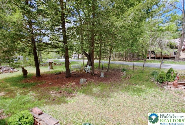 105 Tulip Trail, Tobyhanna Twp, PA 18466