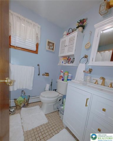 105 Tulip Trail, Tobyhanna Twp, PA 18466