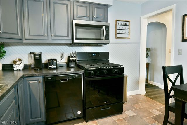 1153 Meadowbrook Avenue SE, Warren, OH 44484