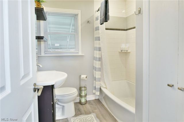 1153 Meadowbrook Avenue SE, Warren, OH 44484