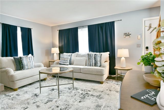 1153 Meadowbrook Avenue SE, Warren, OH 44484