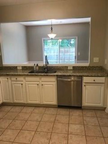 134 Regent Place, Woodstock, GA 30188