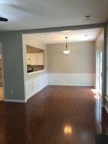 134 Regent Place, Woodstock, GA 30188